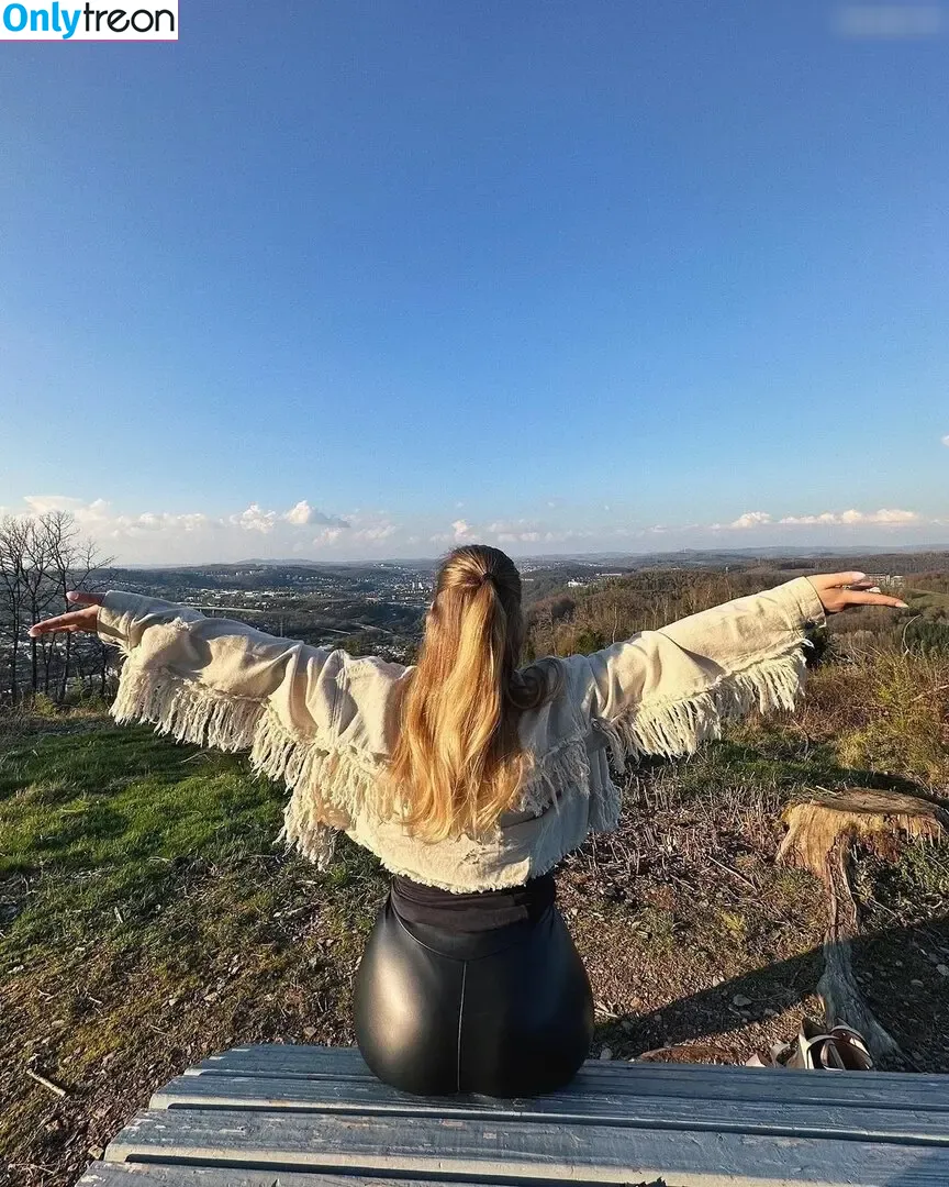 Narilah nude photo #0003 (narilah.twitch)