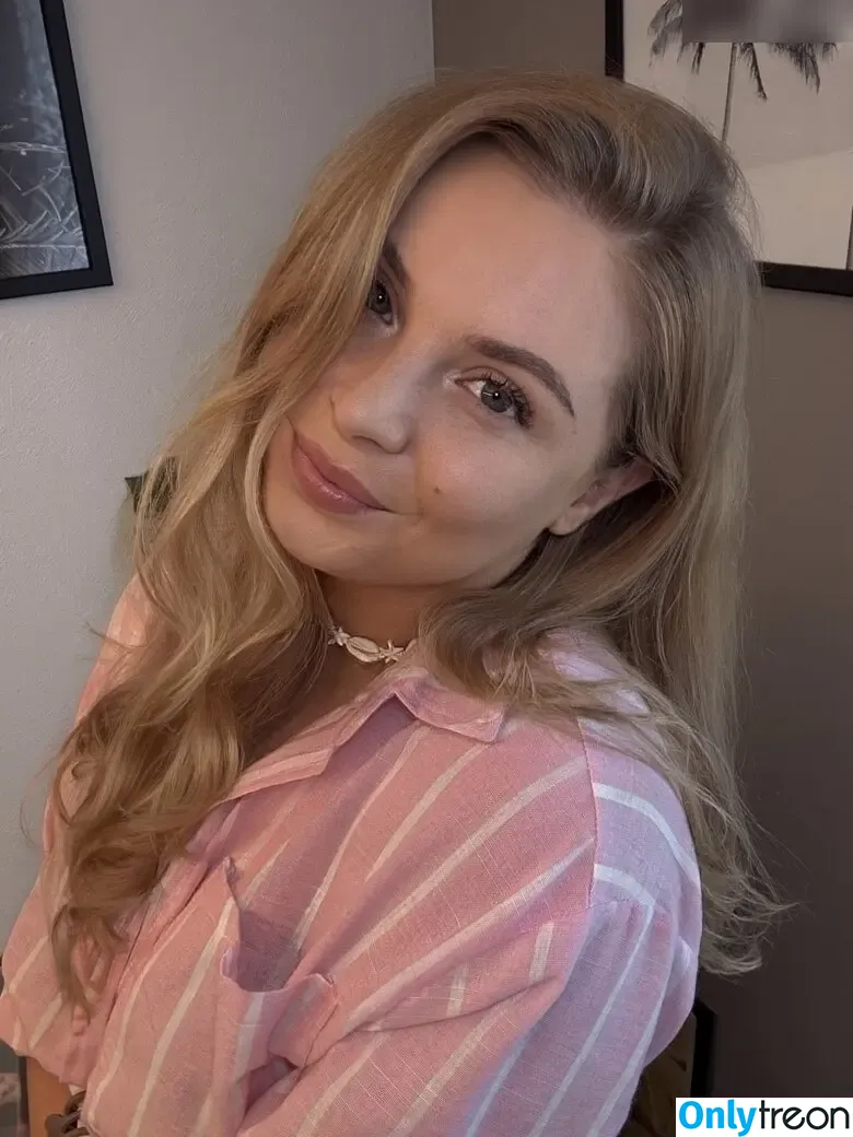 Narilah nude photo #0044 (narilah.twitch)