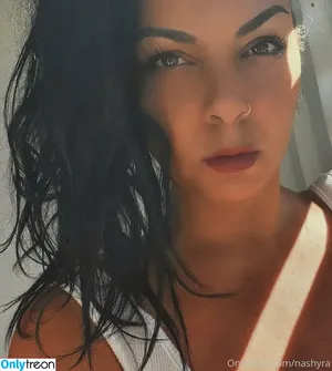  nude photo #0001