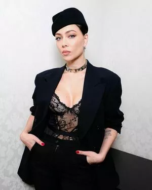 Nastasya Samburskaya / samburskaya nude photo #0127