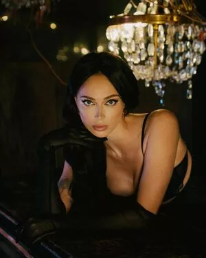 Nastasya Samburskaya / samburskaya nude photo #0137
