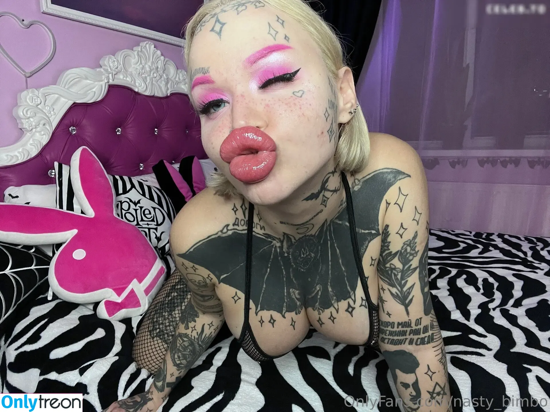 Nasty_bimbo nude photo #0298 (nasty_nasty_bimbo)