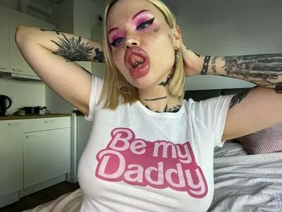 Nasty_bimbo nude photo #0005