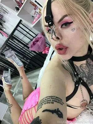 Nasty_bimbo nude photo #0011