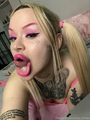 Nasty_bimbo nude photo #0038