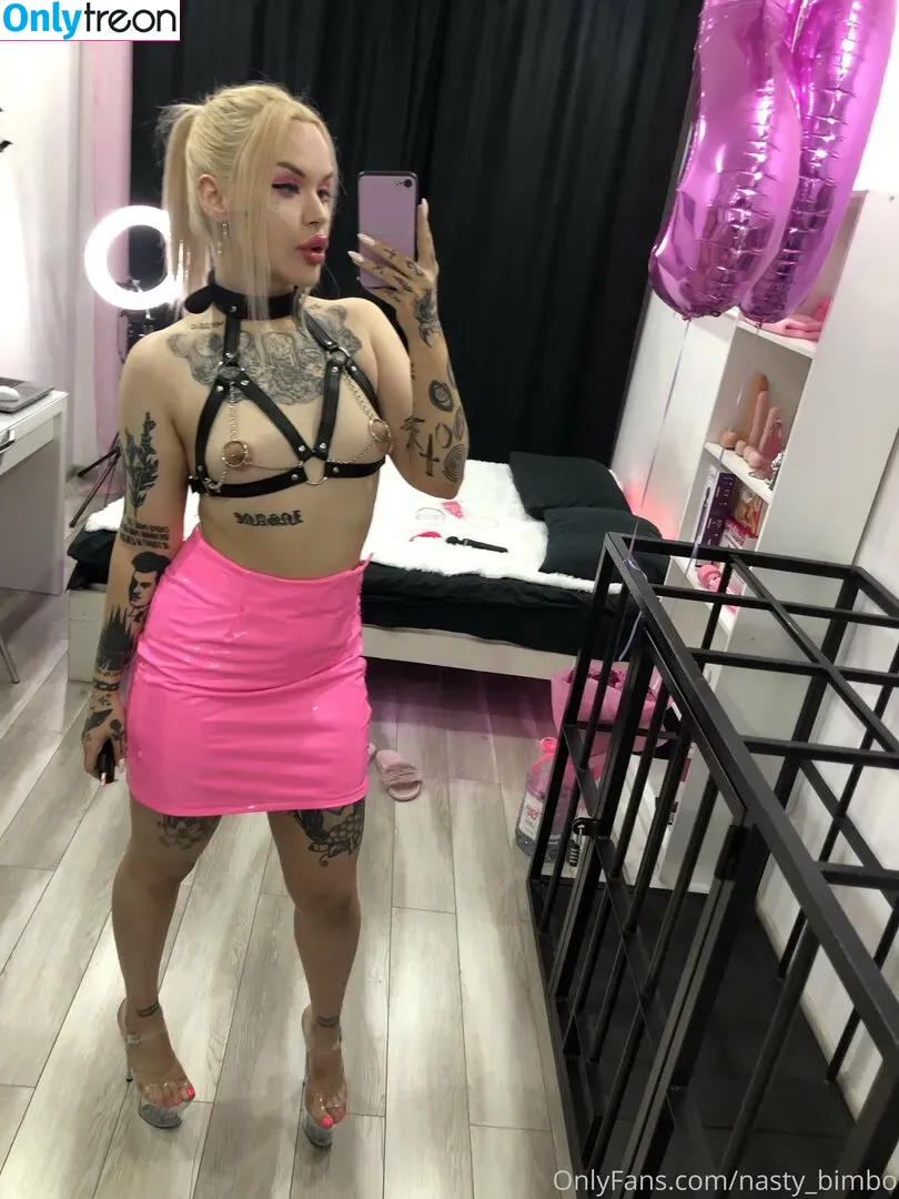 Nasty_bimbo nude photo #0009 (Nasty_bimbo)