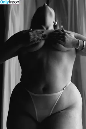 Nastyamarmura / mustasurma nude photo #0006