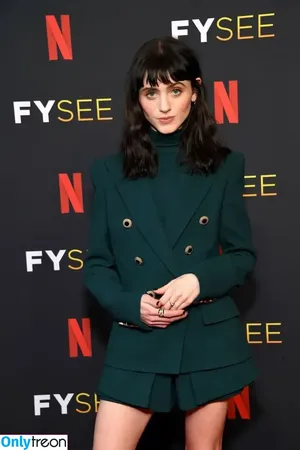 Natalia Dyer / nattyiceofficial nude photo #0319