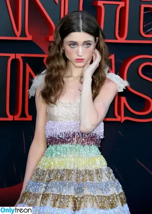 Natalia Dyer / nattyiceofficial nude photo #0409