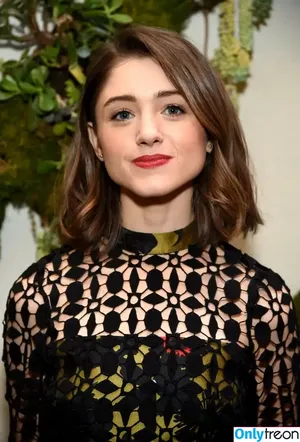 Natalia Dyer / nattyiceofficial nude photo #0429