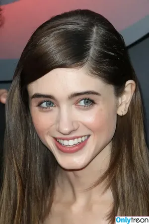 Natalia Dyer / nattyiceofficial nude photo #0460