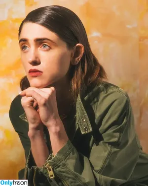 Natalia Dyer / nattyiceofficial nude photo #0808