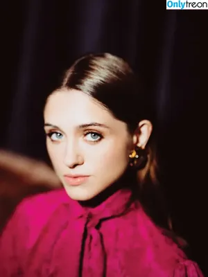 Natalia Dyer / nattyiceofficial nude photo #0815