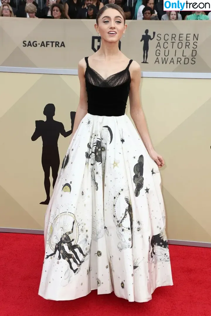 Natalia Dyer nude photo #0416 (nattyiceofficial)