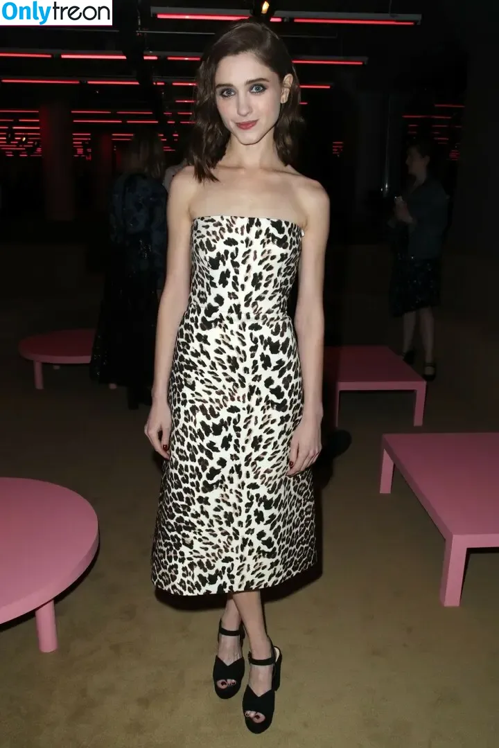 Natalia Dyer nude photo #0452 (nattyiceofficial)