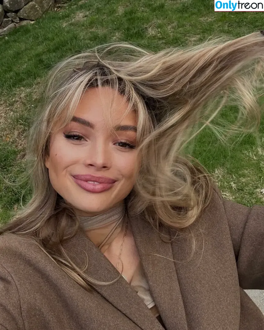 Natalie Alyn Lind nude photo #0844 (nataliealynlind / natalynlind)