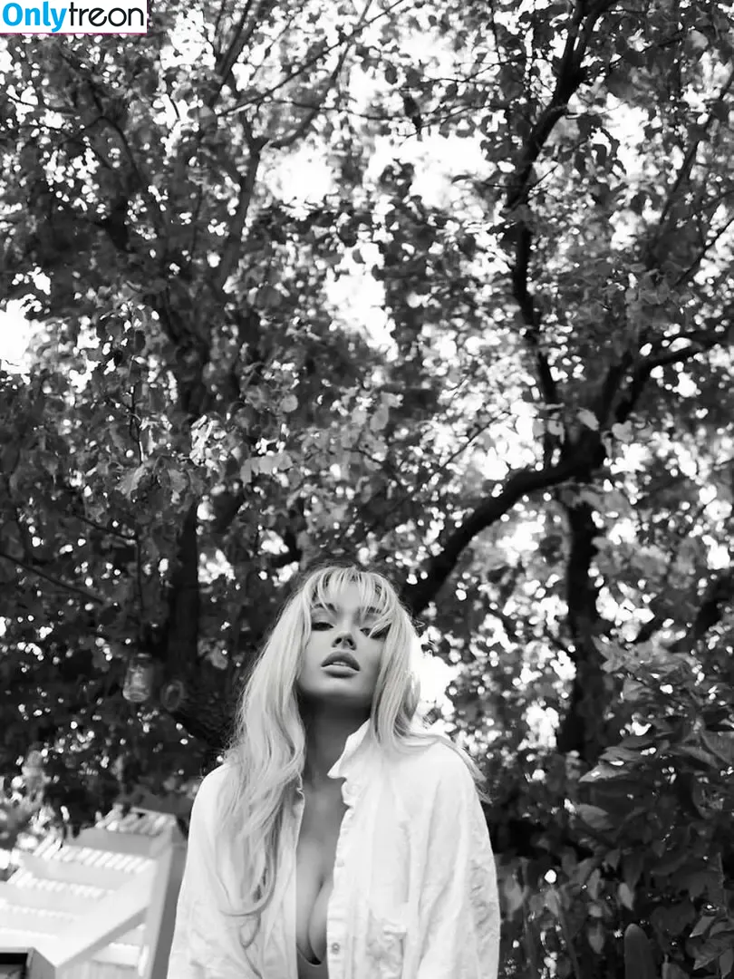 Natalie Alyn Lind nude photo #0886 (nataliealynlind / natalynlind)