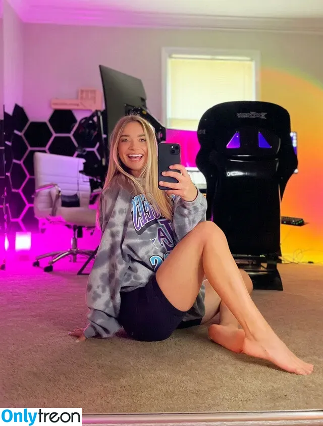 Natalie Decker nude photo #0025 (NatalieRacing / nataliedecker / user)