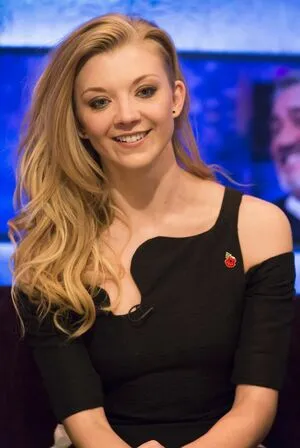 Natalie Dormer / nataliedormerig nude photo #0058