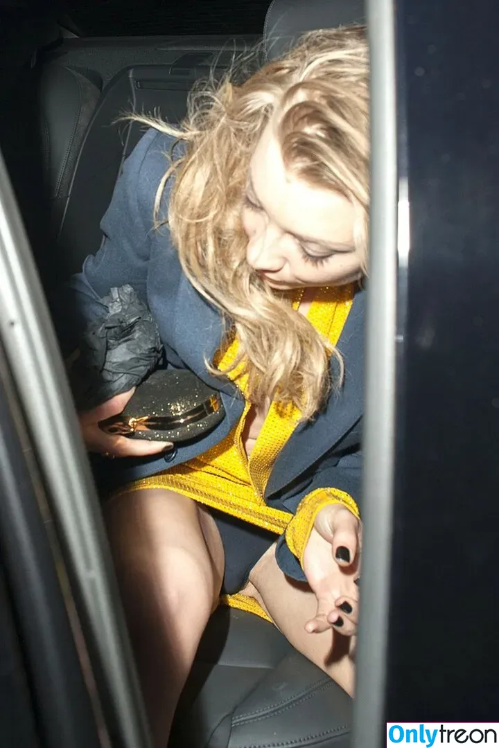 Natalie Dormer nude photo #0037 (nataliedormerig)