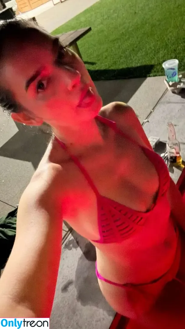 Natalie Noel nude photo #1796 (Mariduena / natalinanoel / natashanoel)