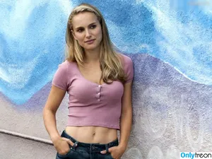 Natalie Portman / natalieportman nude photo #1102