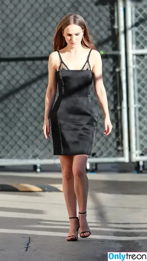 Natalie Portman / natalieportman nude photo #1283