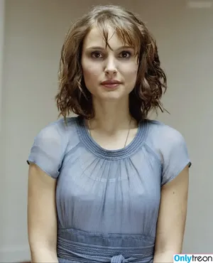 Natalie Portman / natalieportman nude photo #1318