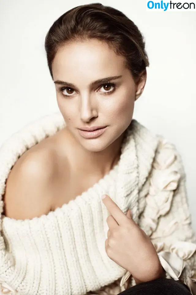 Natalie Portman nude photo #1011 (natalieportman)