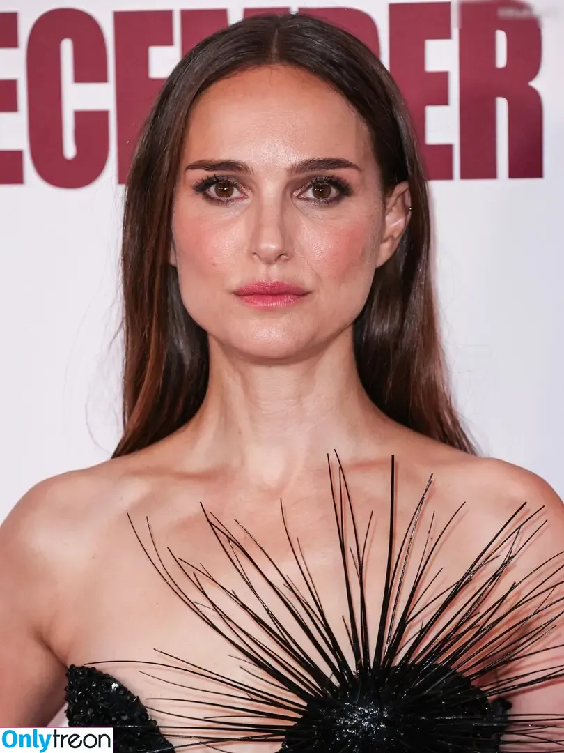 Natalie Portman nude photo #1206 (natalieportman)