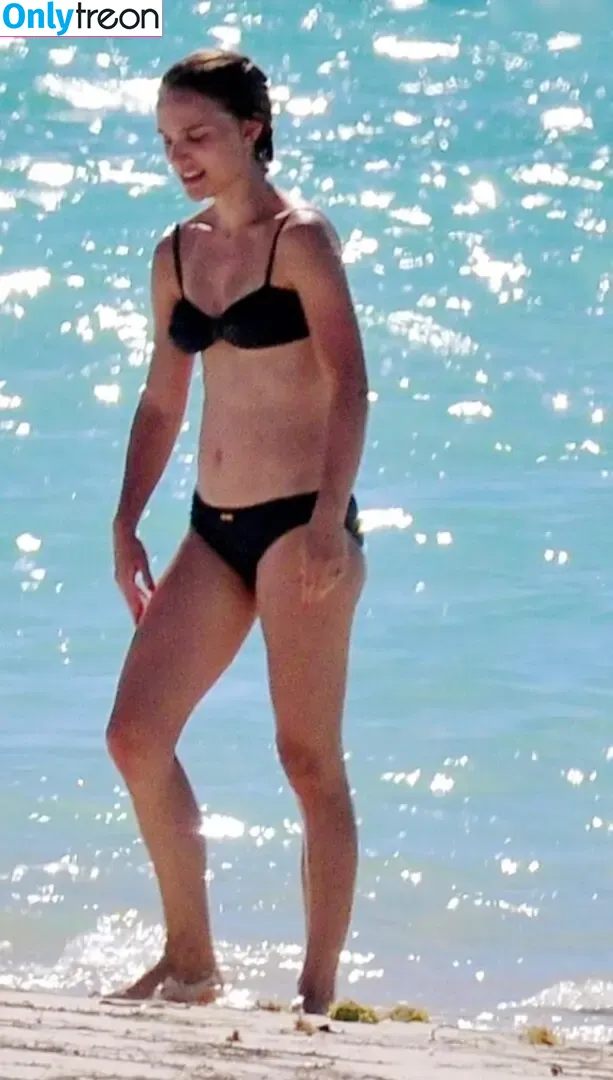 Natalie Portman nude photo #1327 (natalieportman)