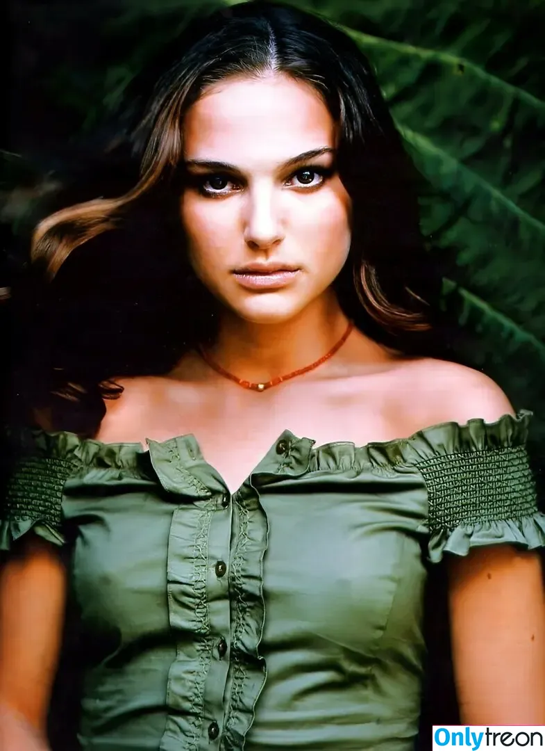 Natalie Portman nude photo #1731 (natalieportman)