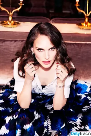 Natalie Portman / natalieportman nude photo #2159