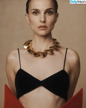 Natalie Portman / natalieportman nude photo #2168