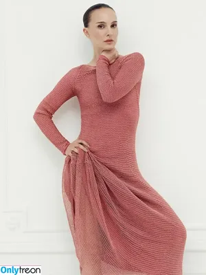 Natalie Portman / natalieportman nude photo #2197