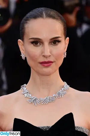 Natalie Portman / natalieportman nude photo #2239