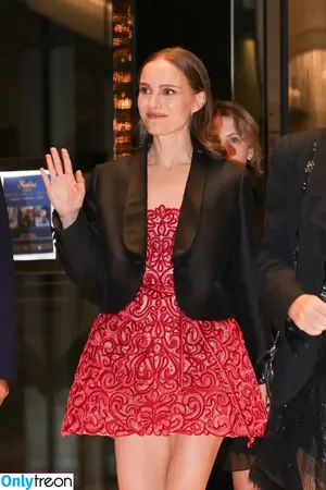 Natalie Portman / natalieportman nude photo #2252