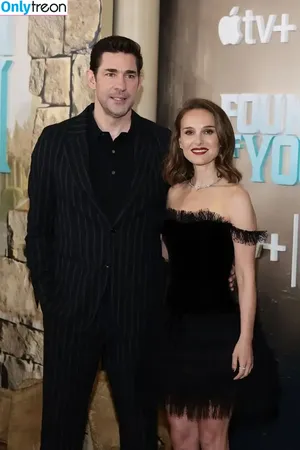 Natalie Portman / natalieportman nude photo #2285