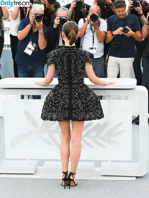 Natalie Portman / natalieportman nude photo #2377
