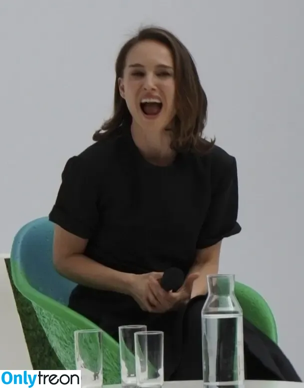 Natalie Portman nude photo #2148 (natalieportman)