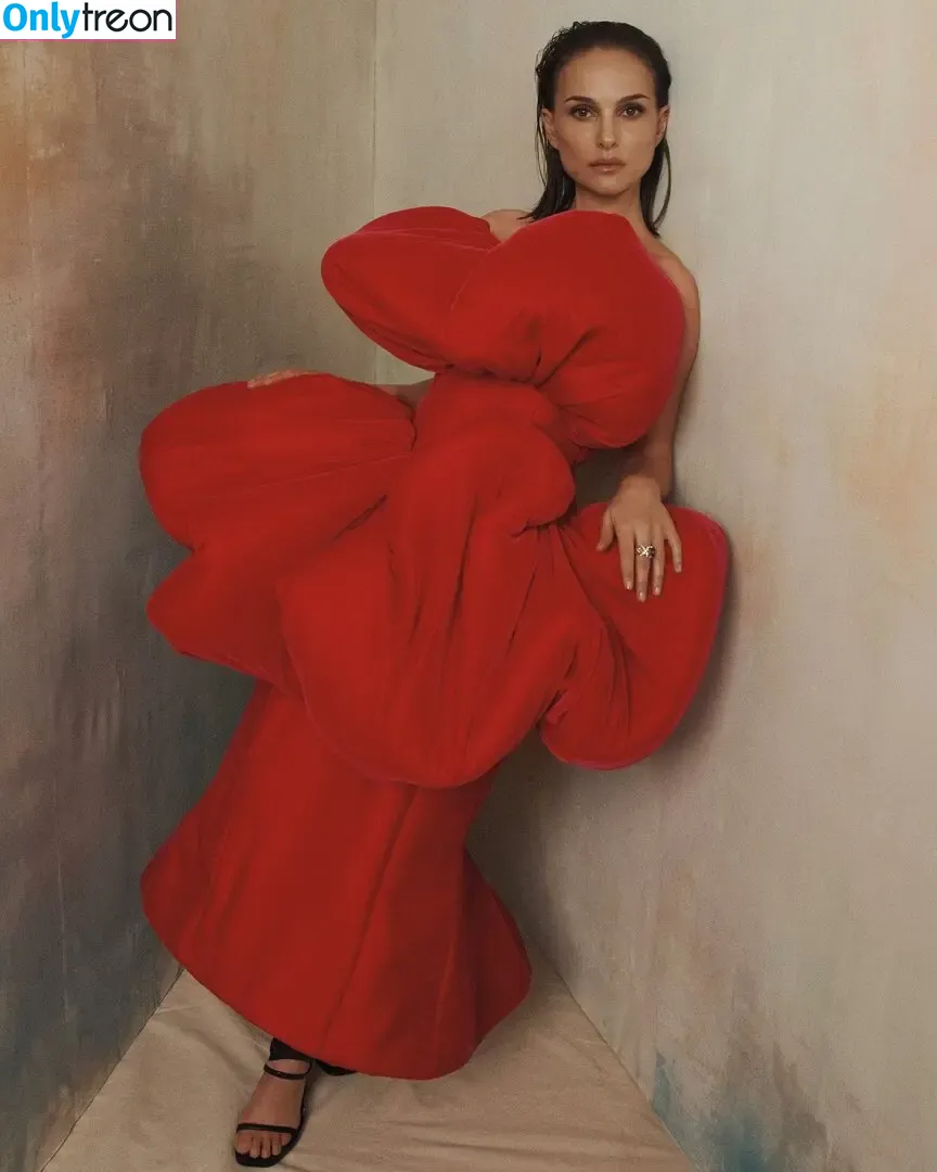 Natalie Portman nude photo #2167 (natalieportman)