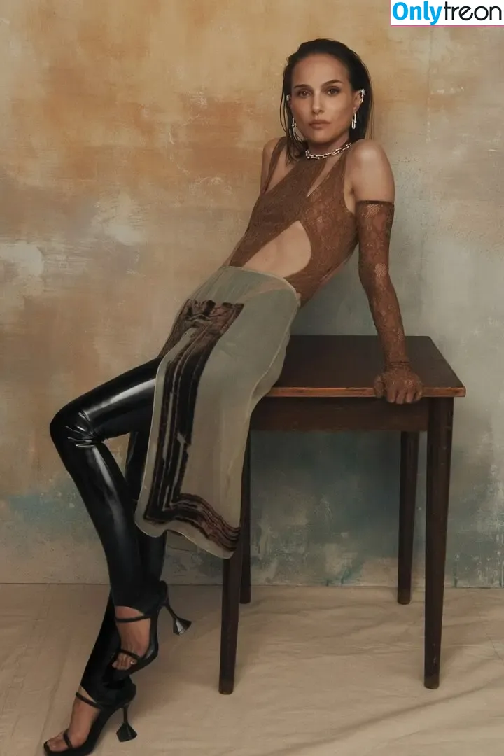Natalie Portman nude photo #2184 (natalieportman)