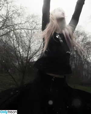 Natalie R. Lu / Wisp / whirrwhoreforlyfe nude photo #0017