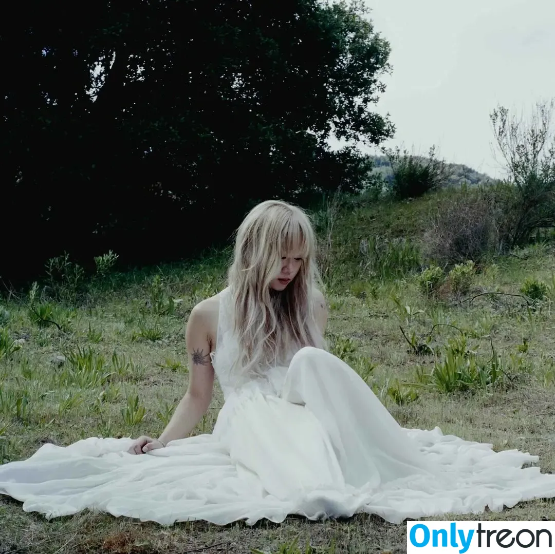 Natalie R. Lu nude photo #0023 (Wisp / whirrwhoreforlyfe)