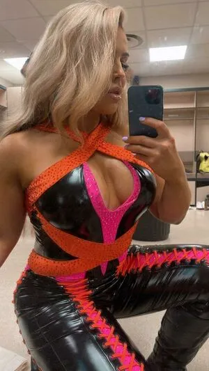 Natalya Neidhart / Wwe / jenni-neidhart / natalya_boat nude photo #0012