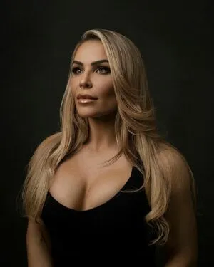 Natalya Neidhart / Wwe / jenni-neidhart / natalya_boat nude photo #0313