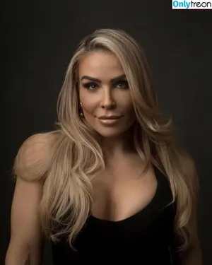 Natalya Neidhart / Wwe / jenni-neidhart / natalya_boat nude photo #0530