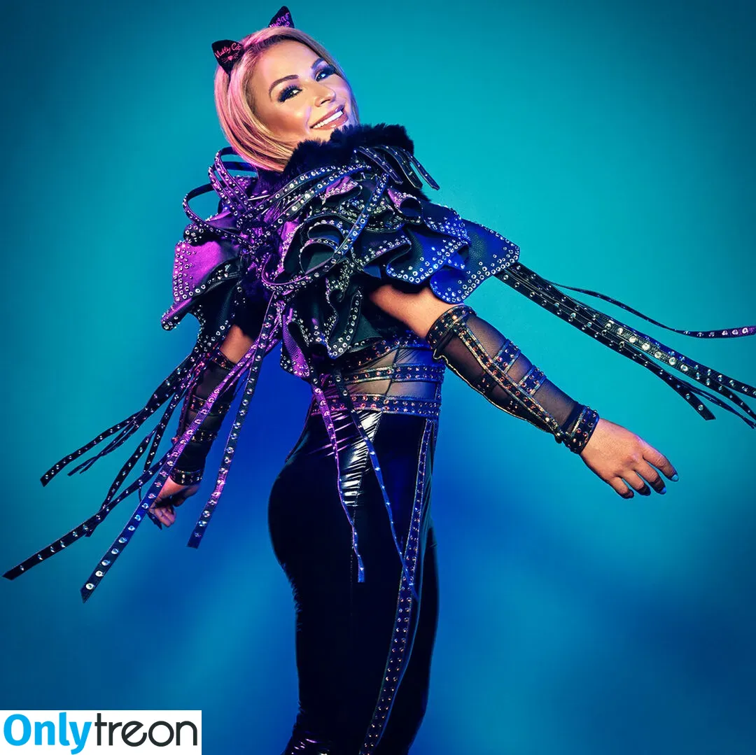Natalya Neidhart nude photo #0019 (Wwe / jenni-neidhart / natalya_boat)