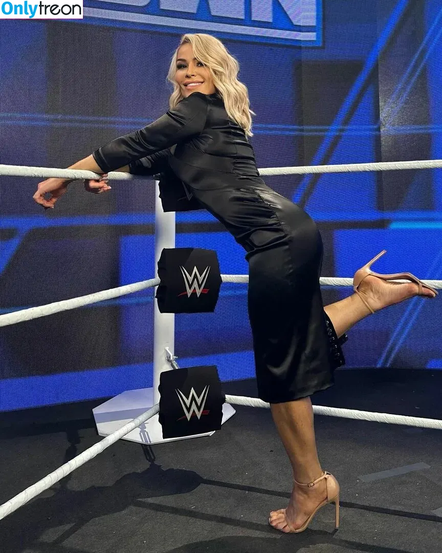 Natalya Neidhart nude photo #0133 (Wwe / jenni-neidhart / natalya_boat)
