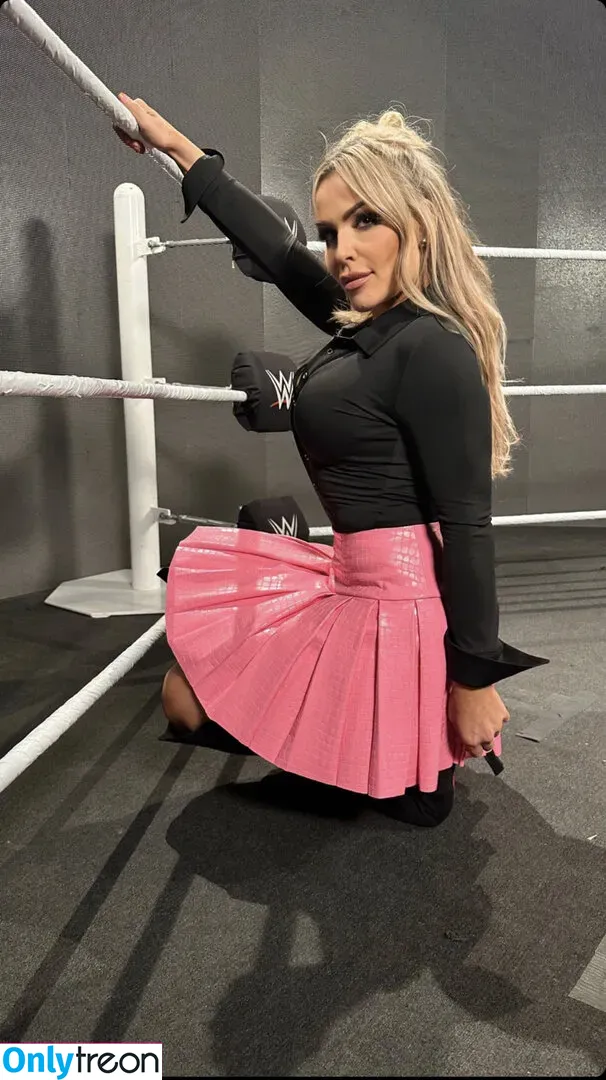 Natalya Neidhart nude photo #0163 (Wwe / jenni-neidhart / natalya_boat)